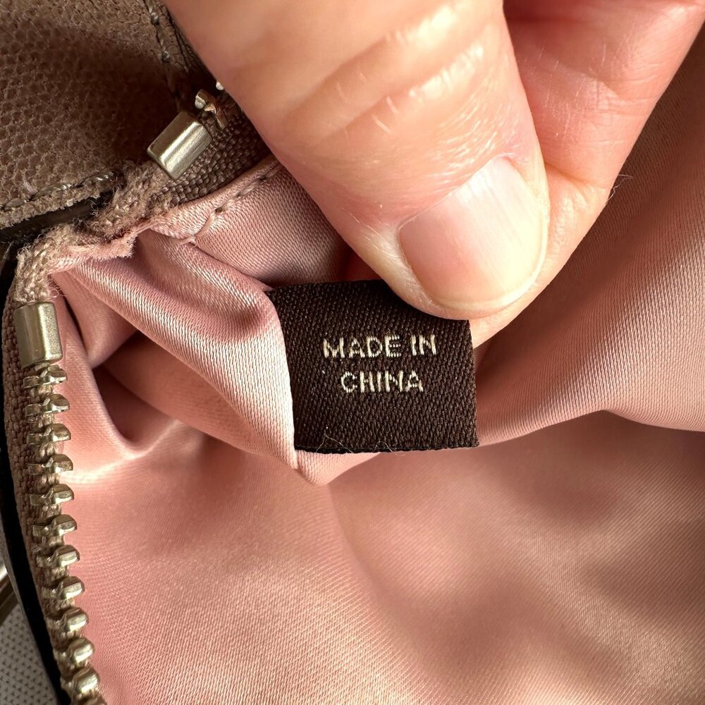 Coach Kristin Beige Leather Shoulder Bag - Picture 15 of 16